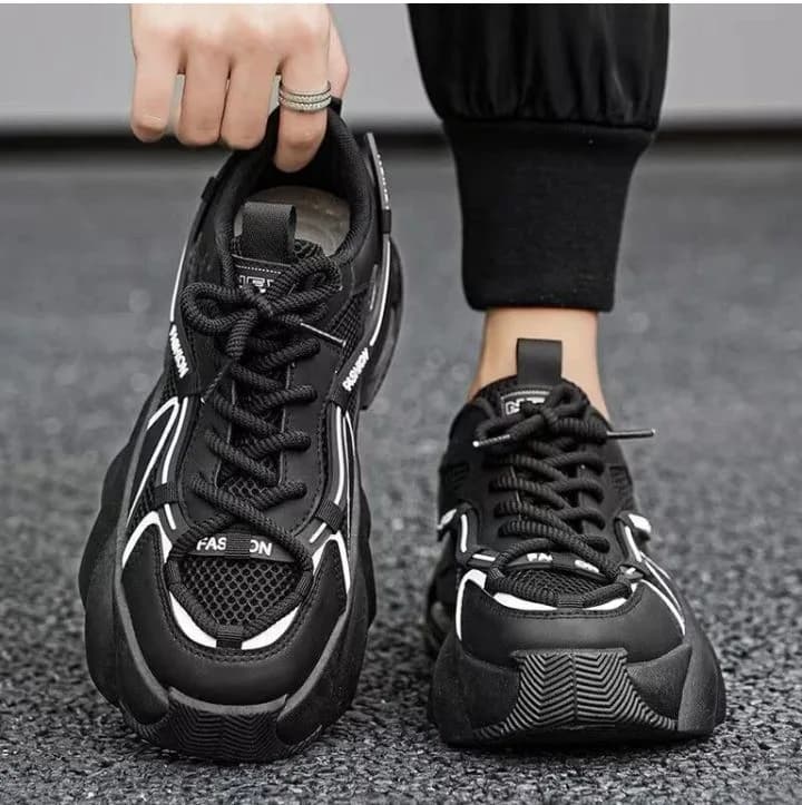 lejano Sneakers For Men (Black,) 4